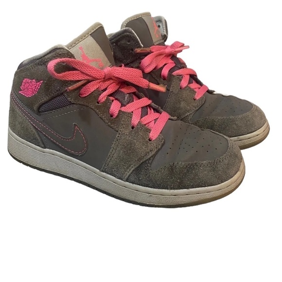 Nike Air Jordan 1 mid gg high top dark grey and hyper pink - Picture 1 of 13